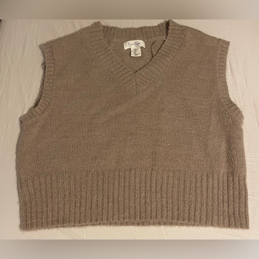 Jessica Simpson brand sweater vest size small